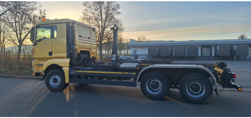 MAN 26.480 TGX - Camião polibenne: foto 4 MAN 26.480 TGX - Camião polibenne: foto 4