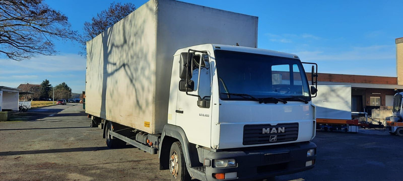 MAN L2000 - Camião furgão: foto 3 MAN L2000 - Camião furgão: foto 3
