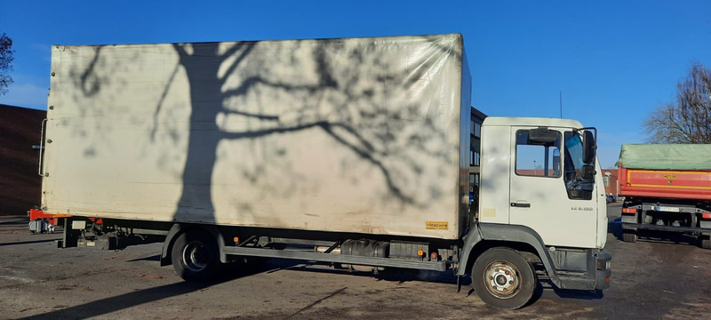 MAN L2000 - Camião furgão: foto 2 MAN L2000 - Camião furgão: foto 2