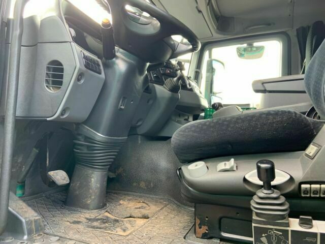 Camião basculante, Camião grua Mercedes-Benz 1841K 4x2 Actros Kipper mit Kran+Greifer: foto 7 Camião basculante, Camião grua Mercedes-Benz 1841K 4x2 Actros Kipper mit Kran+Greifer: foto 7