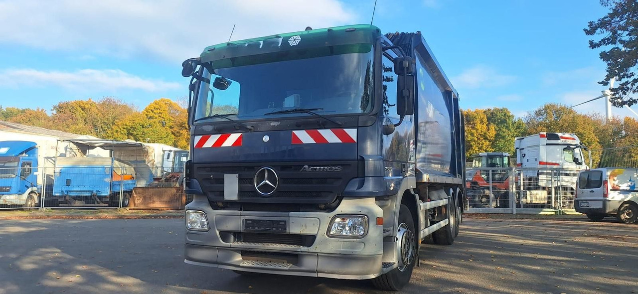 Mercedes-Benz 2632 Müllwgen 6x2 M.Haus E5 Blatt/Luft - Caminhão de lixo: foto 1 Mercedes-Benz 2632 Müllwgen 6x2 M.Haus E5 Blatt/Luft - Caminhão de lixo: foto 1