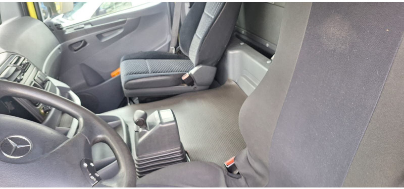 Camião de caixa aberta/ Plataforma, Camião grua Mercedes-Benz 2636 Axor 3-Achser 6x2 mit Kran PK14002+Funk: foto 19 Camião de caixa aberta/ Plataforma, Camião grua Mercedes-Benz 2636 Axor 3-Achser 6x2 mit Kran PK14002+Funk: foto 19