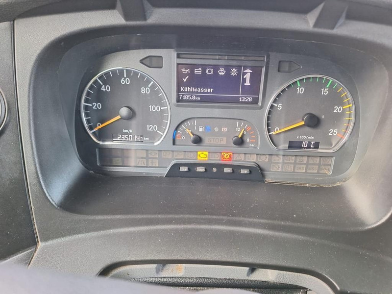 Camião de caixa aberta/ Plataforma, Camião grua Mercedes-Benz 2636 Axor 3-Achser 6x2 mit Kran PK14002+Funk: foto 13 Camião de caixa aberta/ Plataforma, Camião grua Mercedes-Benz 2636 Axor 3-Achser 6x2 mit Kran PK14002+Funk: foto 13