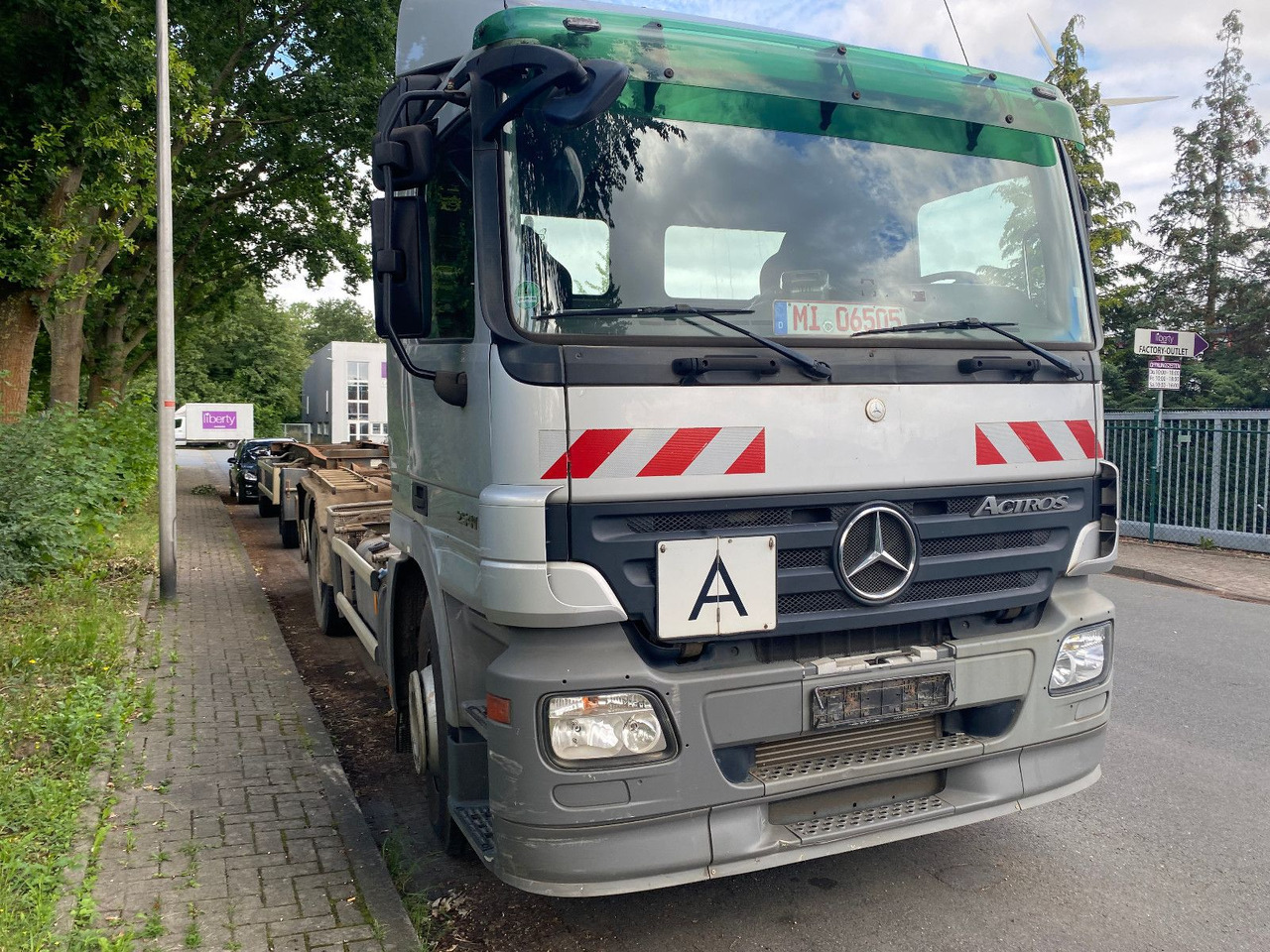 Mercedes-Benz 2641K 6x2 Abroller Klima - Camião polibenne: foto 4 Mercedes-Benz 2641K 6x2 Abroller Klima - Camião polibenne: foto 4