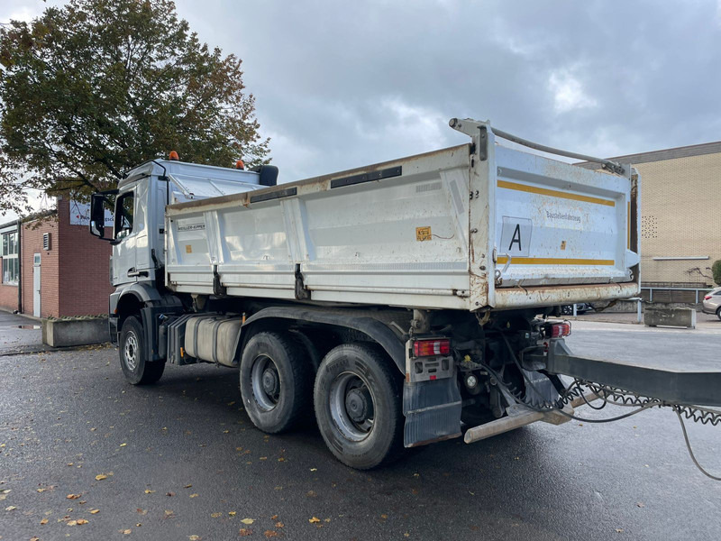 Mercedes-Benz 2648 3348 - Camião basculante: foto 5 Mercedes-Benz 2648 3348 - Camião basculante: foto 5