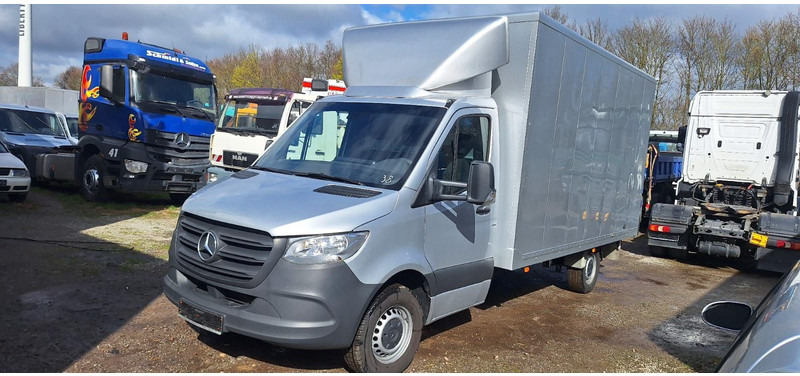 Mercedes-Benz 315 317 319 Sprinter III Koffer - Carrinha de contentor: foto 2 Mercedes-Benz 315 317 319 Sprinter III Koffer - Carrinha de contentor: foto 2