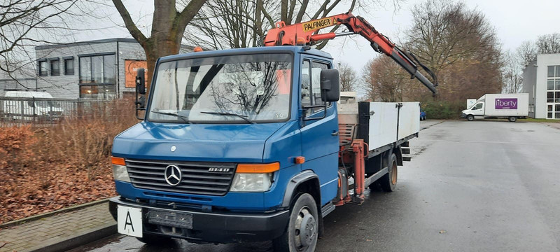 Mercedes-Benz 814 Pritsche mit Kran+Greifer - Camião de caixa aberta/ Plataforma, Camião grua: foto 3 Mercedes-Benz 814 Pritsche mit Kran+Greifer - Camião de caixa aberta/ Plataforma, Camião grua: foto 3