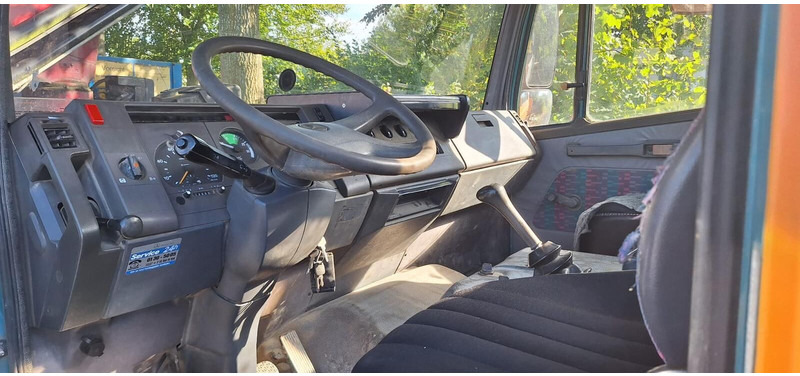 Mercedes-Benz  - Camião basculante: foto 5 Mercedes-Benz  - Camião basculante: foto 5