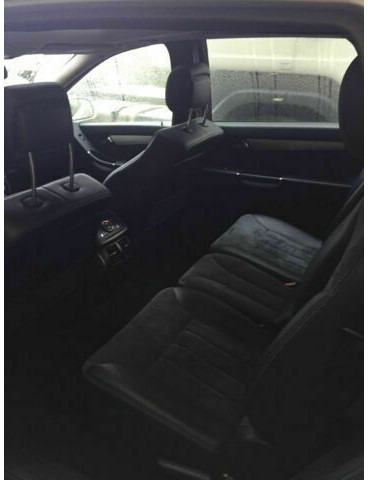 Mercedes-Benz R-Klasse 320 CDI L 4Matic 7G-TRONIC DPF AMG-Paket - Automóvel: foto 5 Mercedes-Benz R-Klasse 320 CDI L 4Matic 7G-TRONIC DPF AMG-Paket - Automóvel: foto 5