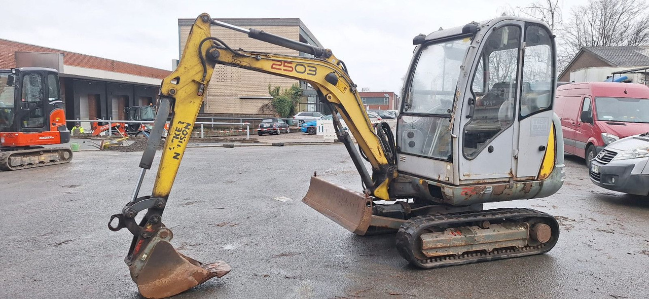 Neuson Wacker Neuson 2503-WD Radbagger - Escavadeira de rodas: foto 3 Neuson Wacker Neuson 2503-WD Radbagger - Escavadeira de rodas: foto 3