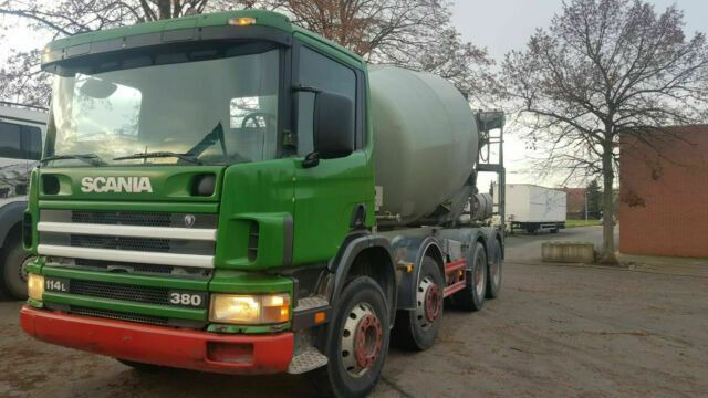 Scania 124-380PS 8x4 9-Qubik Stetter Euro:4 ZF-Schalte - Camião betoneira: foto 2 Scania 124-380PS 8x4 9-Qubik Stetter Euro:4 ZF-Schalte - Camião betoneira: foto 2