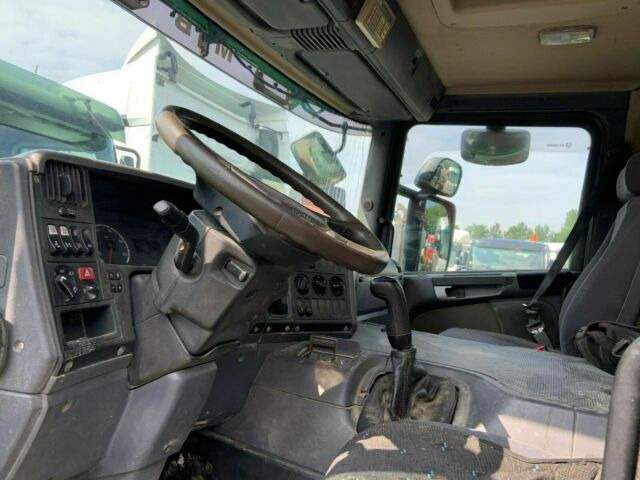 Scania P340PS 8x4 Blatt/Blatt 1-Hand - Camião betoneira: foto 3 Scania P340PS 8x4 Blatt/Blatt 1-Hand - Camião betoneira: foto 3