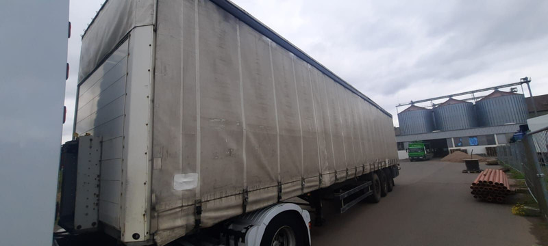 Schmitz Cargobull 3-Achser Pritsche Plane - Semi-reboque de lona: foto 3 Schmitz Cargobull 3-Achser Pritsche Plane - Semi-reboque de lona: foto 3