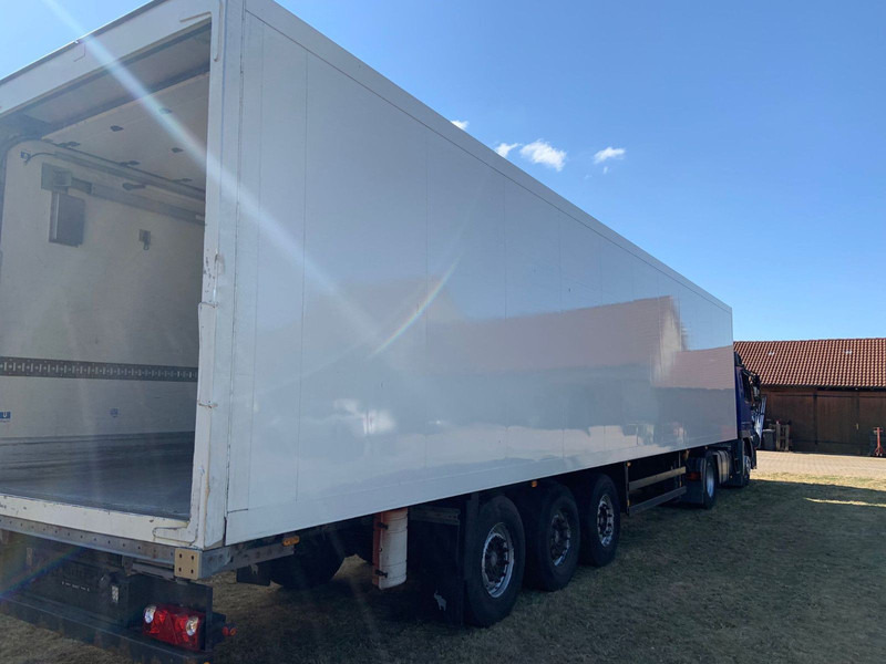 Schmitz Cargobull SKO 24 Tiefkühler 3Achser SAF - Semi-reboque frigorífico: foto 2 Schmitz Cargobull SKO 24 Tiefkühler 3Achser SAF - Semi-reboque frigorífico: foto 2