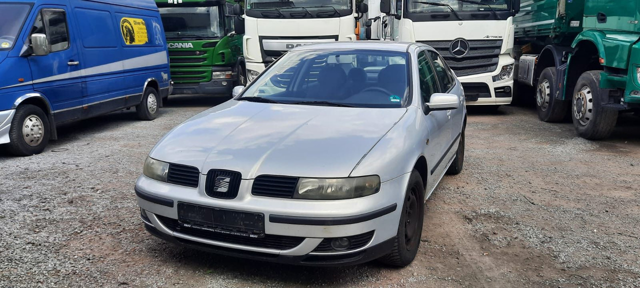 Seat Toledo Signo 1,8 20V Autom. - Sedan: foto 2 Seat Toledo Signo 1,8 20V Autom. - Sedan: foto 2