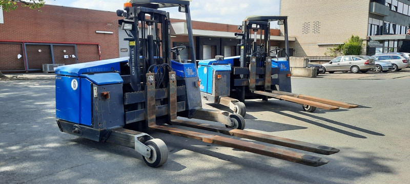 Terberg TKL M1-3 Mitnahmestapler - Empilhador lateral: foto 2 Terberg TKL M1-3 Mitnahmestapler - Empilhador lateral: foto 2