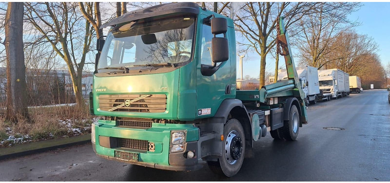 Volvo Absetzkipper FE-320 - Camião multibenne: foto 1 Volvo Absetzkipper FE-320 - Camião multibenne: foto 1