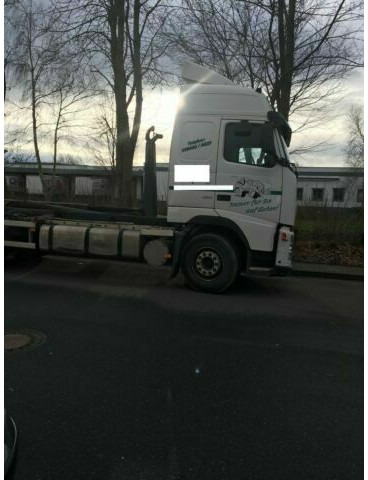 Volvo FH12-420 G.Haus 2xBett Klima Schaltgetriebe Reta - Camião polibenne: foto 5 Volvo FH12-420 G.Haus 2xBett Klima Schaltgetriebe Reta - Camião polibenne: foto 5