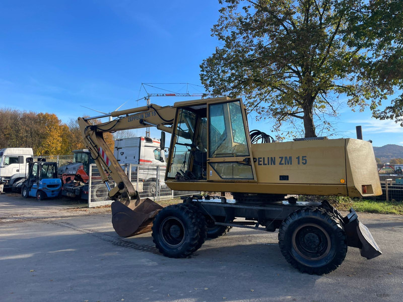 Zeppelin ZM 15 - Escavadeira de rodas: foto 1 Zeppelin ZM 15 - Escavadeira de rodas: foto 1