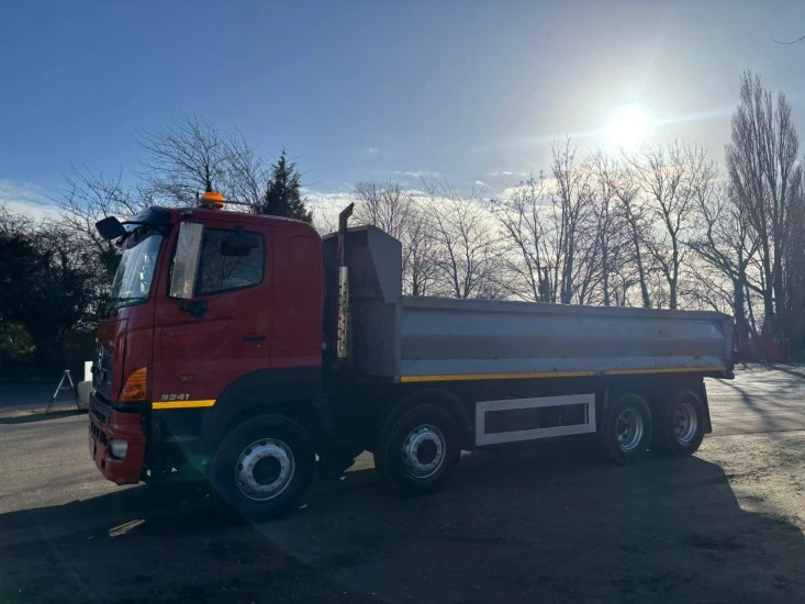 2009 Hino 700 Tipper Truck 700 3241 - Camião basculante: foto 5 2009 Hino 700 Tipper Truck 700 3241 - Camião basculante: foto 5