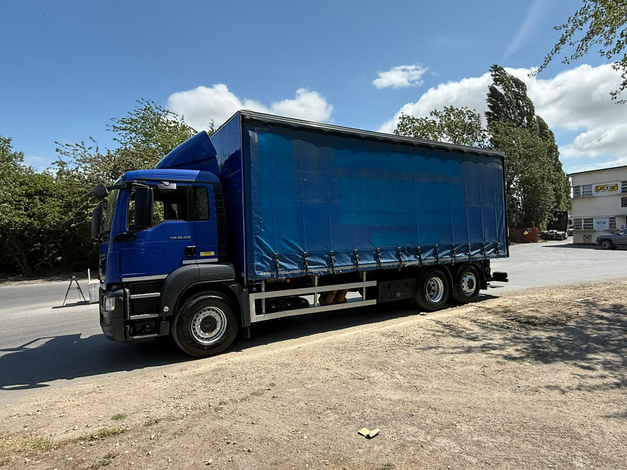 2016 MAN TGS 26 Curtainside Truck - Camião de lona: foto 4 2016 MAN TGS 26 Curtainside Truck - Camião de lona: foto 4