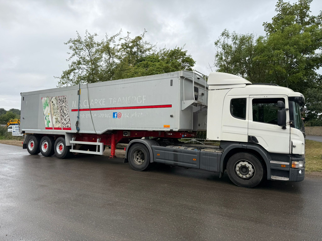 SDC triaxle Trailer - Semi-reboque basculante: foto 2 SDC triaxle Trailer - Semi-reboque basculante: foto 2
