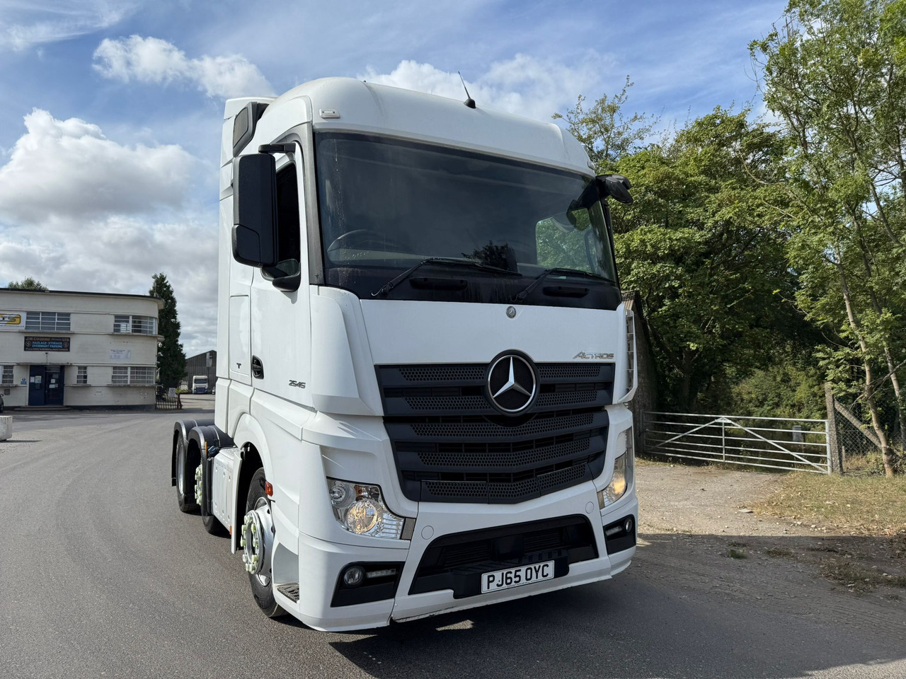 2015 Mercedes Benz 2545 Tractor Unit - Tractor: foto 5 2015 Mercedes Benz 2545 Tractor Unit - Tractor: foto 5