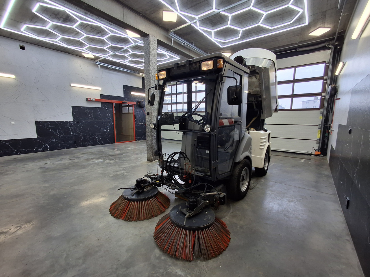 Hako Citymaster 1200 Zamiatarka Kehrmaschine Diesel - Varredora urbana: foto 2 Hako Citymaster 1200 Zamiatarka Kehrmaschine Diesel - Varredora urbana: foto 2