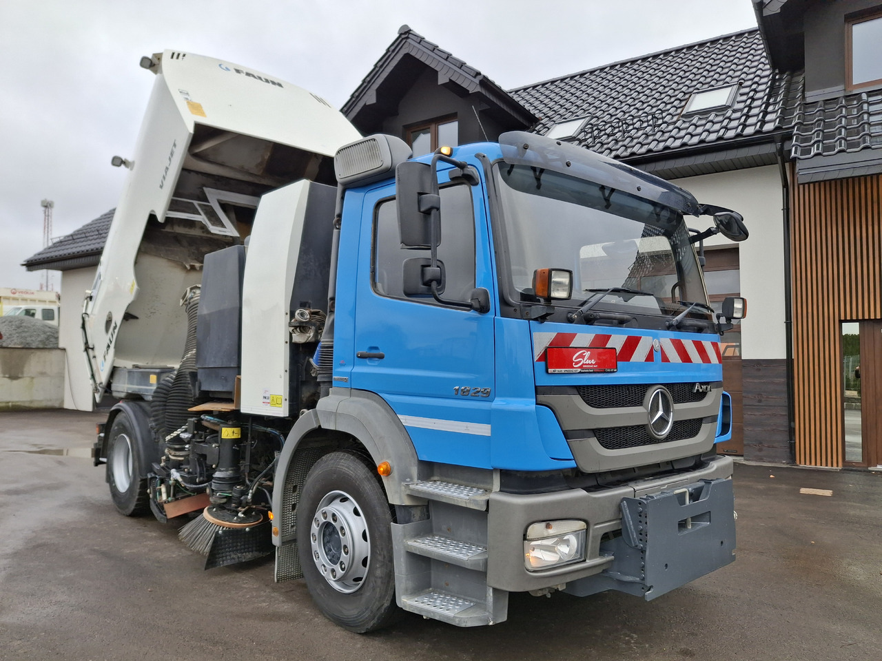 Mercedes-Benz Axor 1829 Zamiatarka Kehrmaschine FAUN Euro5 PM10 76 Tyś KM 2010 - Varredora urbana: foto 5 Mercedes-Benz Axor 1829 Zamiatarka Kehrmaschine FAUN Euro5 PM10 76 Tyś KM 2010 - Varredora urbana: foto 5