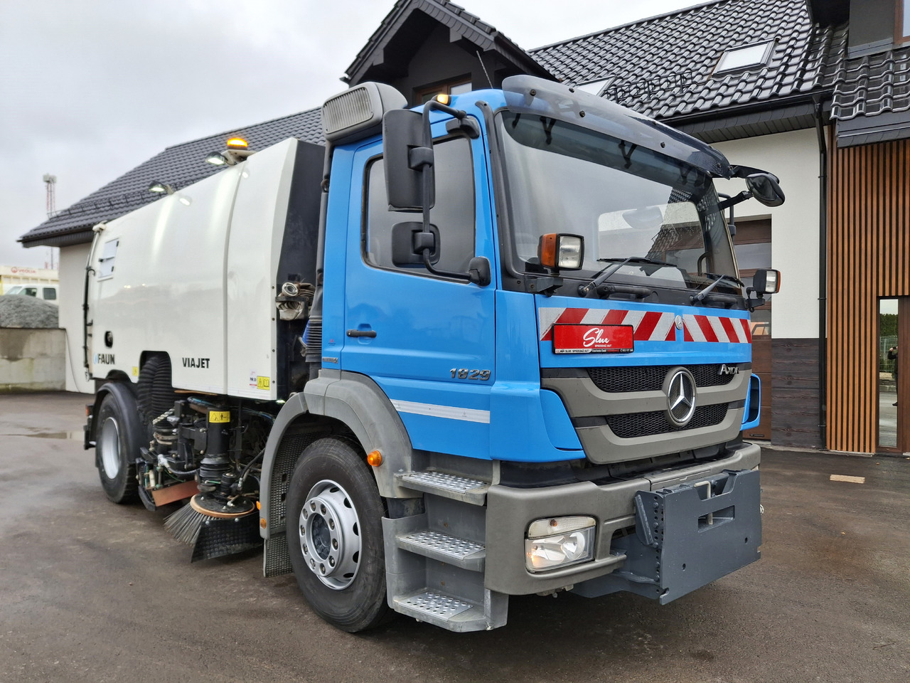 Mercedes-Benz Axor 1829 Zamiatarka Kehrmaschine FAUN Euro5 PM10 76 Tyś KM 2010 - Varredora urbana: foto 1 Mercedes-Benz Axor 1829 Zamiatarka Kehrmaschine FAUN Euro5 PM10 76 Tyś KM 2010 - Varredora urbana: foto 1