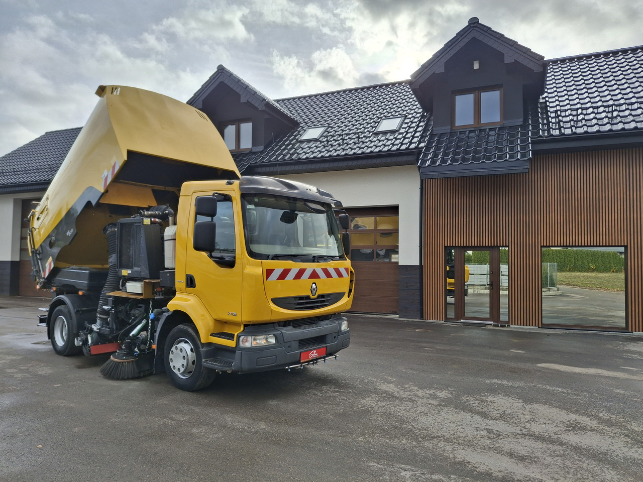 Renault Midlum 270 DXI Zamiatarka Kehrmaschine Schmidt L/R 2 Motoren - Varredora urbana: foto 5 Renault Midlum 270 DXI Zamiatarka Kehrmaschine Schmidt L/R 2 Motoren - Varredora urbana: foto 5