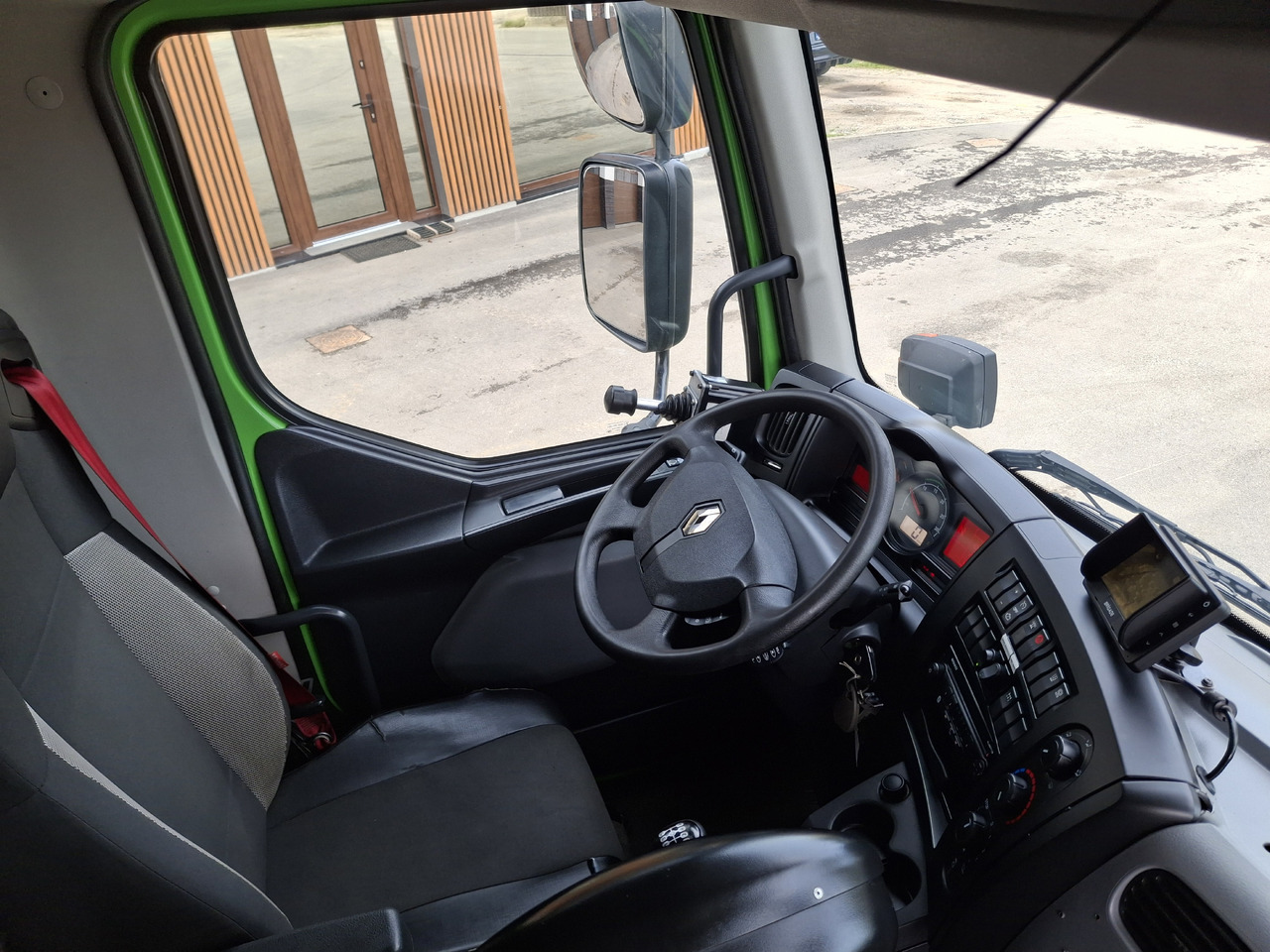 Veículo municipal/ Especial RENAULT D16 Polewaczka Karcher Straßenwaschanlage Euro 6: foto 28 Veículo municipal/ Especial RENAULT D16 Polewaczka Karcher Straßenwaschanlage Euro 6: foto 28