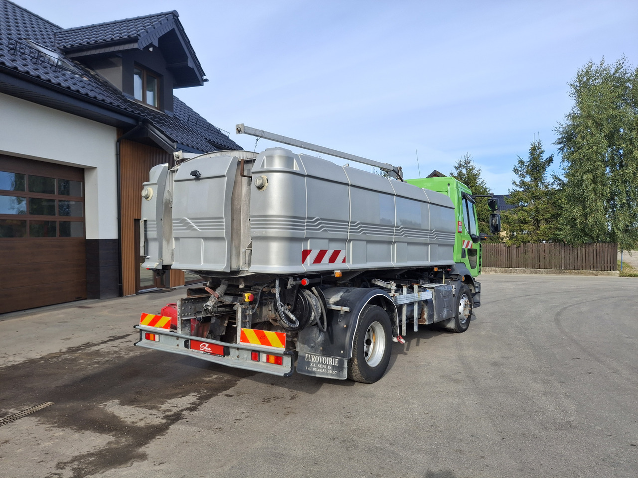 Veículo municipal/ Especial RENAULT D16 Polewaczka Karcher Straßenwaschanlage Euro 6: foto 7 Veículo municipal/ Especial RENAULT D16 Polewaczka Karcher Straßenwaschanlage Euro 6: foto 7