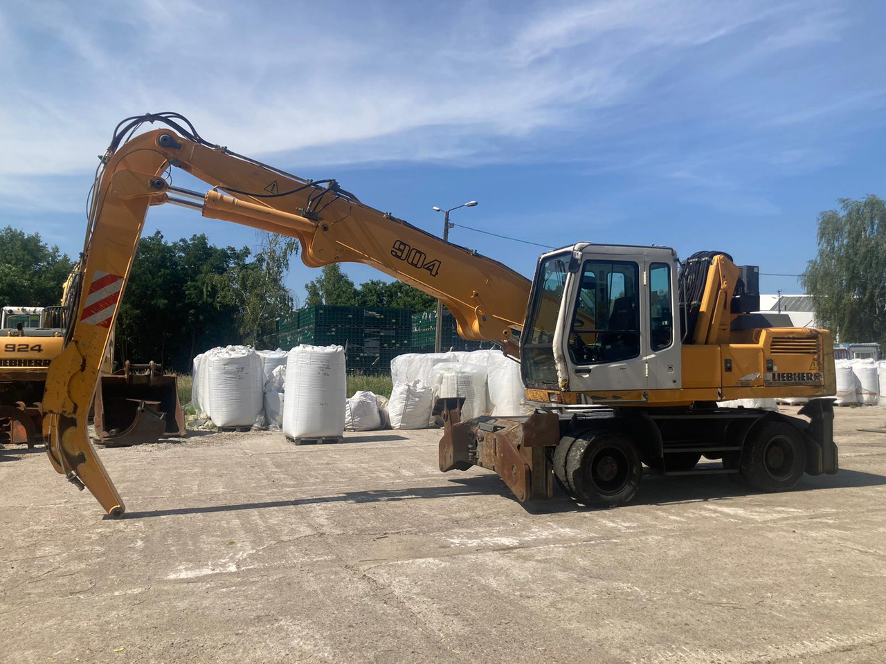 Liebherr A 904 Litronic - Manipulador de material: foto 2 Liebherr A 904 Litronic - Manipulador de material: foto 2