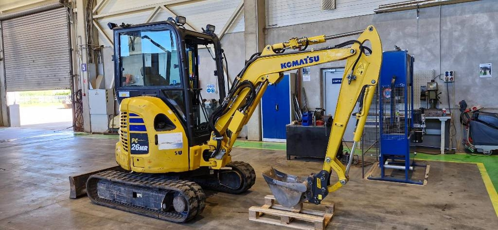 Komatsu PC 26 MR - Mini escavadeira: foto 1 Komatsu PC 26 MR - Mini escavadeira: foto 1