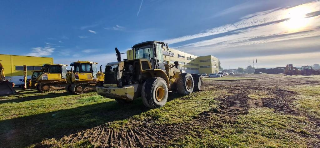 New Holland W 190 B - Pá carregadora de rodas: foto 2 New Holland W 190 B - Pá carregadora de rodas: foto 2