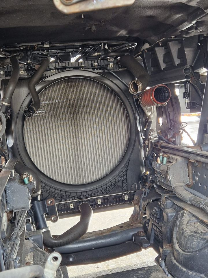 Actros MP4 Kühler Kühlerpaket Wasserkühler Ladeluftkühler Klima - Radiador para Camião: foto 3 Actros MP4 Kühler Kühlerpaket Wasserkühler Ladeluftkühler Klima - Radiador para Camião: foto 3