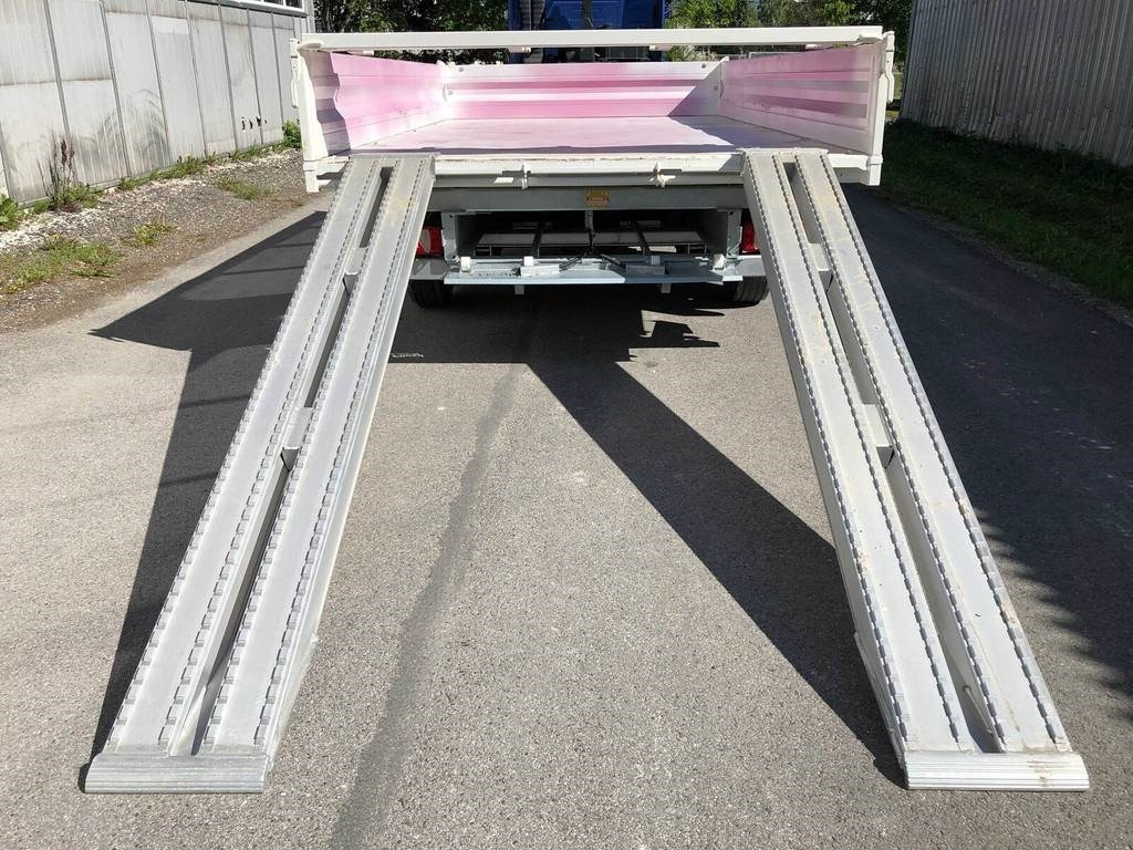 Fliegl TSK 118 3-WAY TIP - Reboque basculante: foto 3 Fliegl TSK 118 3-WAY TIP - Reboque basculante: foto 3