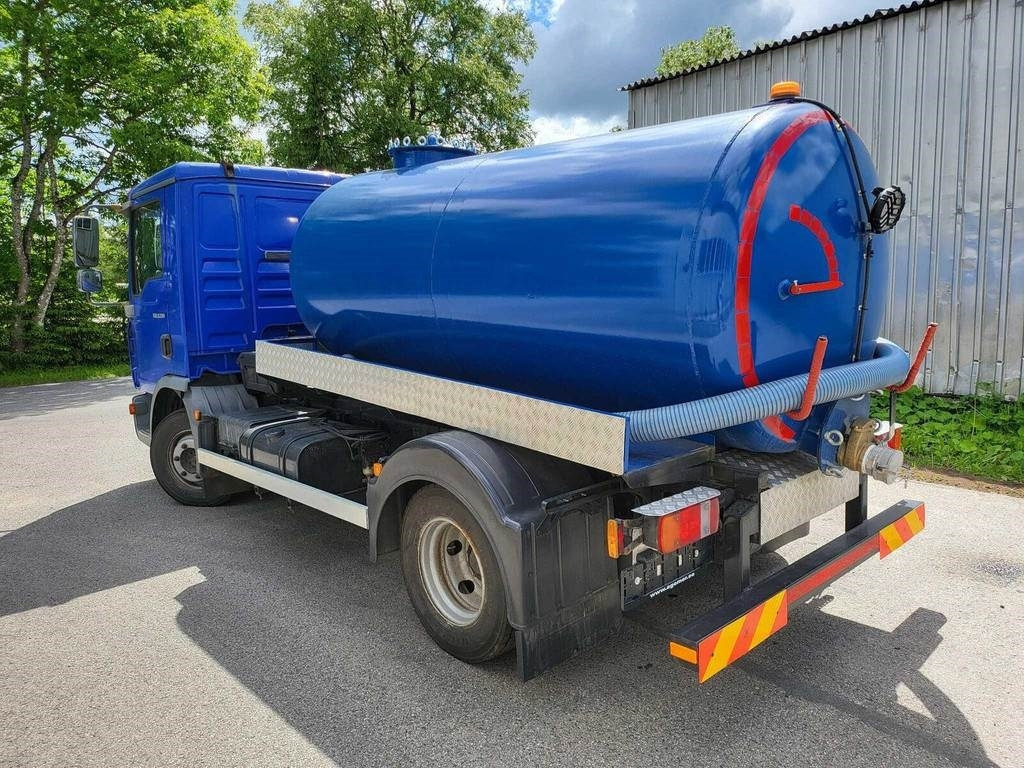 MAN TGL 8.180 4X2 VACUUM 4m³  - Caminhão limpa fossa: foto 3 MAN TGL 8.180 4X2 VACUUM 4m³  - Caminhão limpa fossa: foto 3