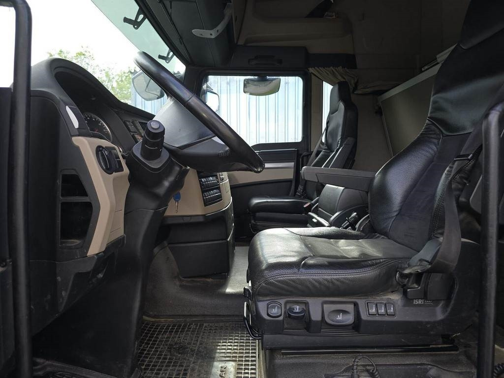 MAN TGX 26.580 6X4 EXTE  - Camião de transporte de madeira: foto 5 MAN TGX 26.580 6X4 EXTE  - Camião de transporte de madeira: foto 5