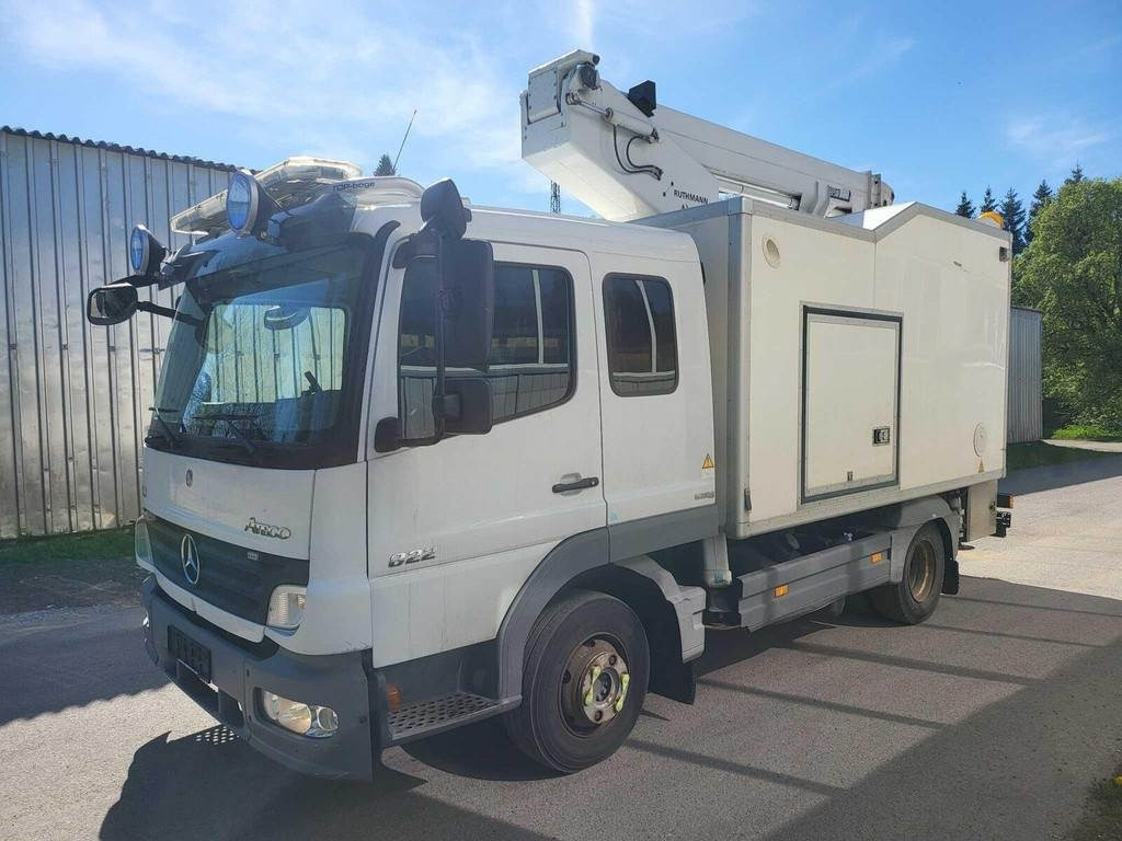 Mercedes-Benz ATEGO 822/ RUTHMANN STEIGER TK145 - Caminhão com plataforma aérea: foto 1 Mercedes-Benz ATEGO 822/ RUTHMANN STEIGER TK145 - Caminhão com plataforma aérea: foto 1