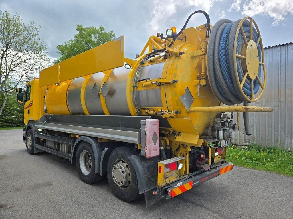 Caminhão limpa fossa Scania R420 6X2 ADR AMPHITECH VORTEX 13m³: foto 9 Caminhão limpa fossa Scania R420 6X2 ADR AMPHITECH VORTEX 13m³: foto 9