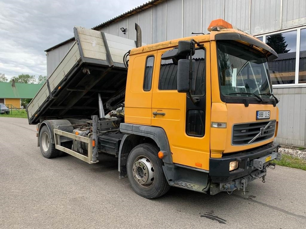 Volvo FL615 + HIAB 027-2 - Camião basculante: foto 5 Volvo FL615 + HIAB 027-2 - Camião basculante: foto 5