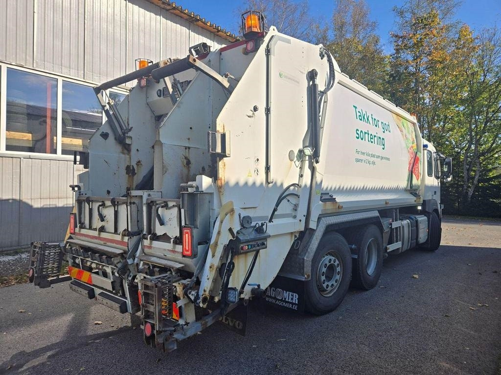 Volvo FM410 6X2 2-CHAMBERS EURO6 - Caminhão de lixo: foto 4 Volvo FM410 6X2 2-CHAMBERS EURO6 - Caminhão de lixo: foto 4