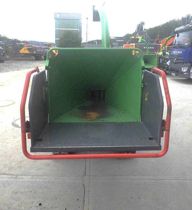 Greenmech ArbTrak 150 D - Estilhaçadora de madeira: foto 2 Greenmech ArbTrak 150 D - Estilhaçadora de madeira: foto 2