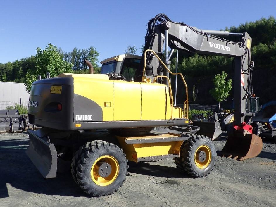 Volvo EW 180 C - Escavadeira de rodas: foto 5 Volvo EW 180 C - Escavadeira de rodas: foto 5