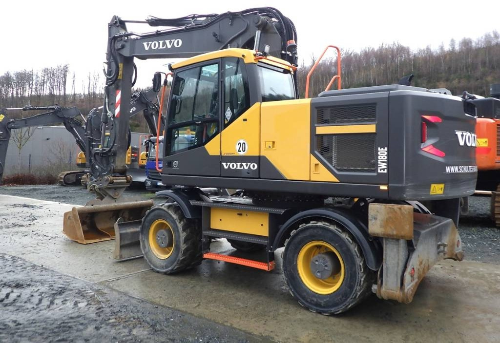 Escavadeira de rodas Volvo EW 180 E: foto 7 Escavadeira de rodas Volvo EW 180 E: foto 7