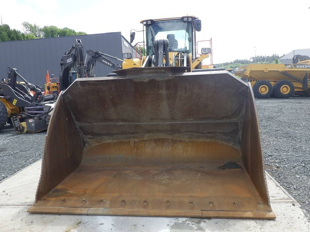 Volvo L 220 H - Pá carregadora de rodas: foto 2 Volvo L 220 H - Pá carregadora de rodas: foto 2