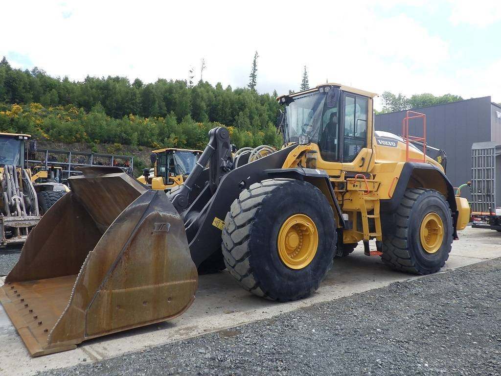 Volvo L 220 H - Pá carregadora de rodas: foto 1 Volvo L 220 H - Pá carregadora de rodas: foto 1