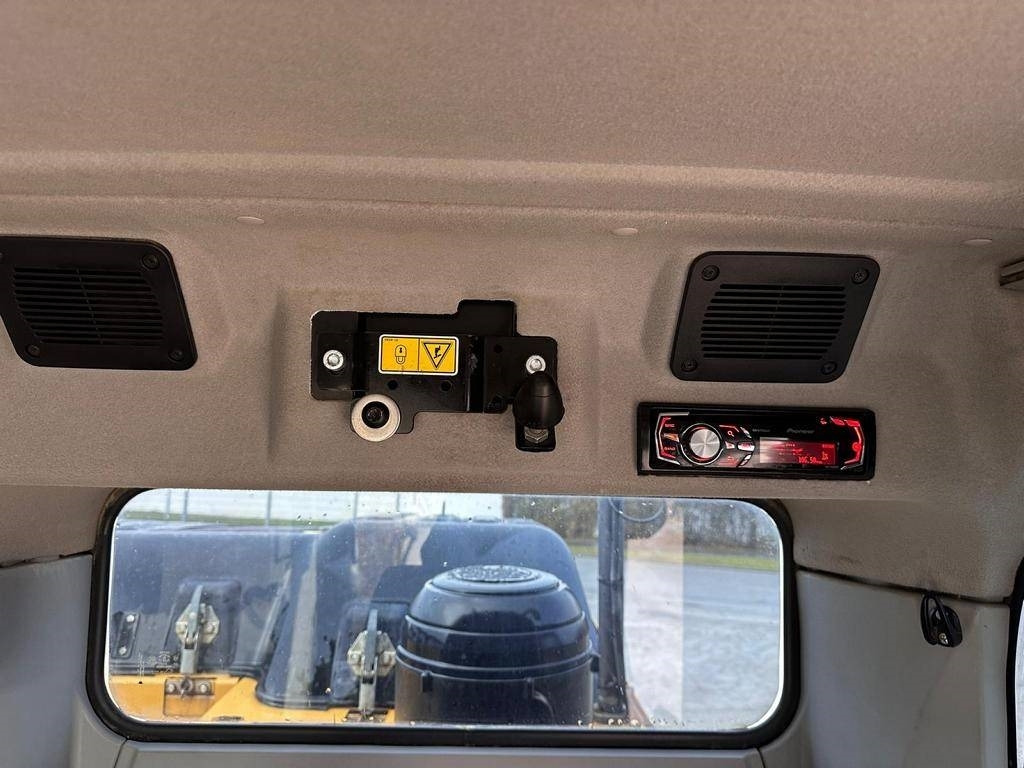 Escavadora de rastos CAT 324 E LN: foto 10 Escavadora de rastos CAT 324 E LN: foto 10